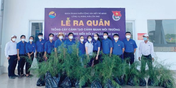 superdong vinh dự nhận 1.000 cây phi lao từ đoàn tncs hồ chí minh cảng vụ hàng hải cần thơ trao tặng